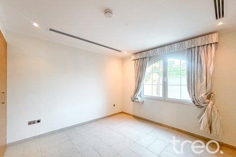 Jumeirah Park, Dubai, UAE의 임대용 빌라 침실 5개, 435.62제곱미터 번호 753740 - 사진 18