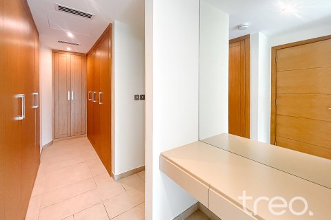 Jumeirah Park, Dubai, UAE의 임대용 빌라 침실 5개, 435.62제곱미터 번호 753740 - 사진 15