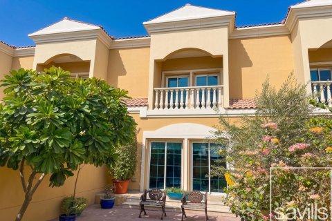 Ridamaja asukohaga Jumeirah Village Triangle, Dubai, AÜE: 1 magamistoaga, 632.86 m² Nr 766866