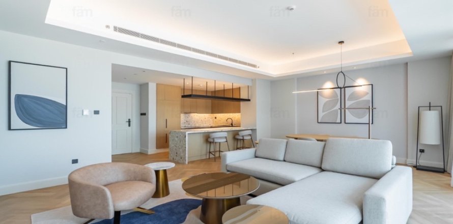 Apartment in Al Barsha, Dubai, UAE 2 bedrooms, 205.8 sq.m. № 695244