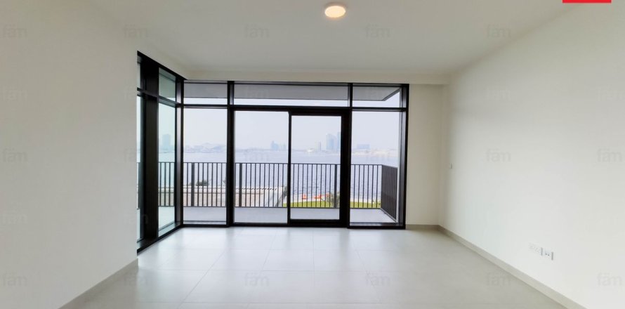 Apartment in Dubai, UAE 3 bedrooms, 146.5 sq.m. № 695242