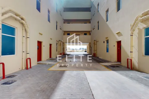 Campo de trabajo en venta en Dubai, EAU 9944 m2 № 620251 - foto 14