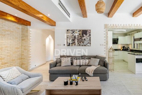 Byt v Old Town, Dubai, SAE 1 ložnice, 210 m² Č.: 601580 - fotografie 1