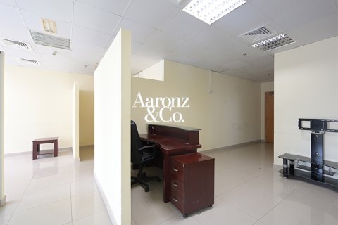 Office in Business Bay, Dubai, UAE 87 sq.m. № 693678 - photo 10