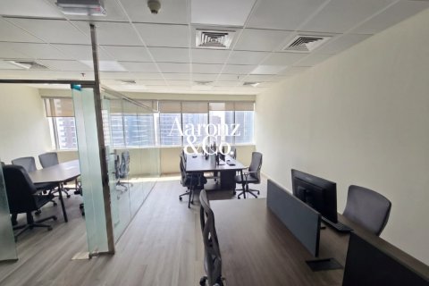 Opisina sa Business Bay, Dubai, UAE 87 sq.m. № 693678 - larawan 8