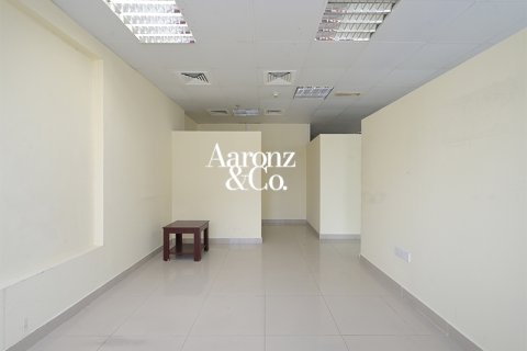 Office in Business Bay, Dubai, UAE 87 sq.m. № 693678 - photo 2