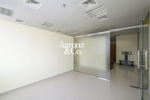 Office in Business Bay, Dubai, UAE 87 sq.m. № 693678 - photo 3