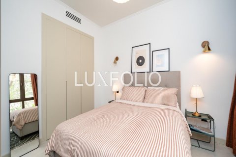 Apartmen di Old Town, Dubai, UAE 2 bilik tidur, 122 meter persegi № 627470 - foto 13