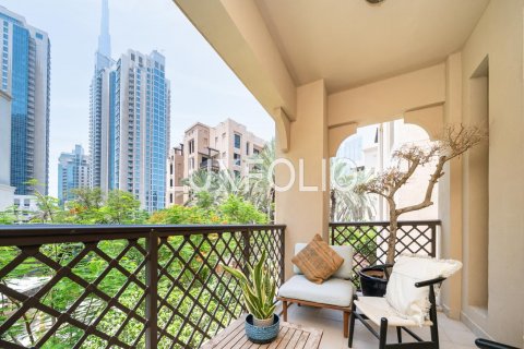 Apartmen di Old Town, Dubai, UAE 2 bilik tidur, 122 meter persegi № 627470 - foto 16