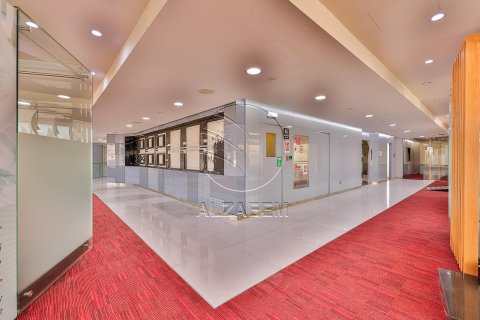 Pronë komerciale në Al Nahyan, Abu Dhabi, Emiratet e Bashkuara Arabe 616 m2. № 615885 - Foto 3