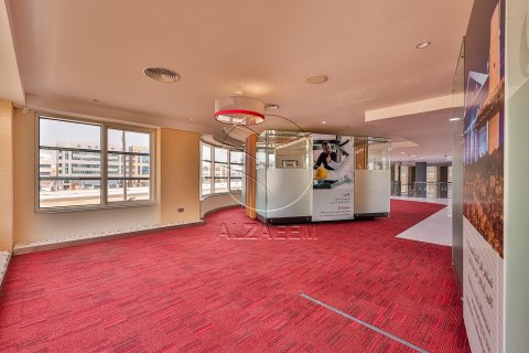 Pronë komerciale në Al Nahyan, Abu Dhabi, Emiratet e Bashkuara Arabe 616 m2. № 615885 - Foto 11