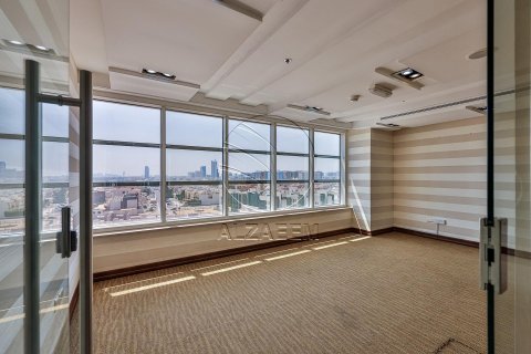 Properti Komersial di Al Nahyan Camp, Abu Dhabi, UEA 636 m2 nomor 615880 - foto 12