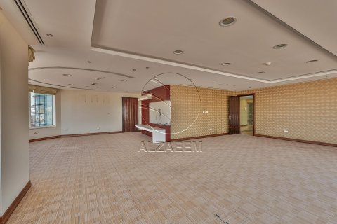 Properti Komersial di Al Nahyan Camp, Abu Dhabi, UEA 636 m2 nomor 615880 - foto 11