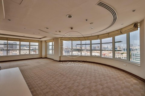 Properti Komersial di Al Nahyan Camp, Abu Dhabi, UEA 636 m2 nomor 615880 - foto 1