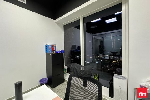 Office in Business Bay, Dubai, UAE 104.8 sq.m. № 699008 - photo 10