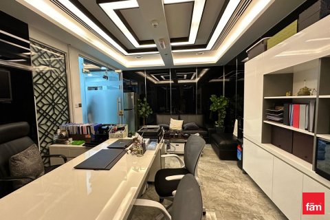 Bureau à Business Bay, Dubai, EAU: 104.8 m2 № 699008