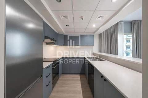 Apartmen di Greens, Dubai, UAE 1 bilik tidur, 71.07 meter persegi № 759691 - foto 10