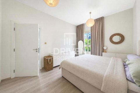 Apartmen di Greens, Dubai, UAE 1 bilik tidur, 71.07 meter persegi № 759691 - foto 6