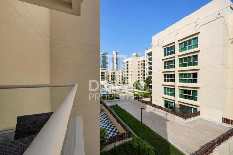 Apartmen di Greens, Dubai, UAE 1 bilik tidur, 71.07 meter persegi № 759691 - foto 14