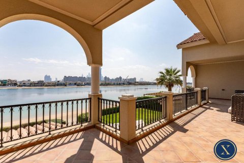 Vilë në Palm Jumeirah, Dubai, Emiratet e Bashkuara Arabe 6 dhoma gjumi, 650 m2. № 628194 - Foto 21