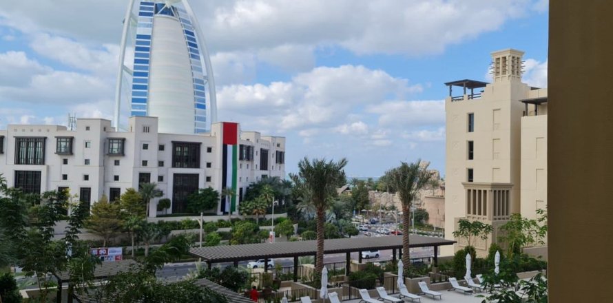 Apartment i Umm Suqeim, Dubai, UAE 1 soveværelse, 71.5 kvm № 708333