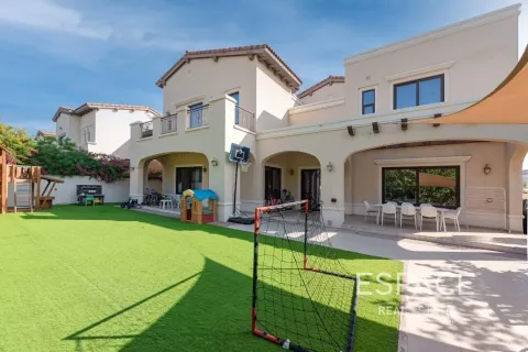 Arabian Ranches 2、Dubai、UAE にあるヴィラの賃貸物件 7ベッドルーム、558 m2、No650041 - 写真 1