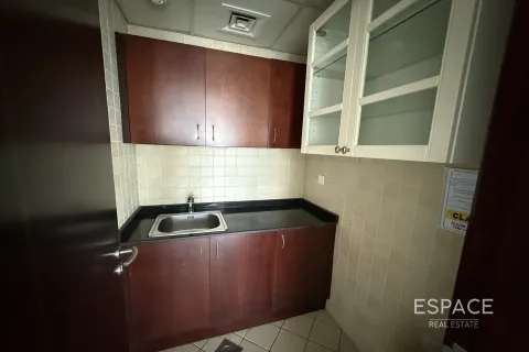 Jumeirah Lake Towers、Dubai、UAE にあるオフィスの賃貸物件 107 m2、No650045 - 写真 6