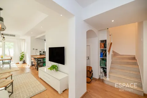 Вилла The Springs, Дубай, БАӘ-да 2 жатын бөлмелер, 167 м² № 650046 - фото 9