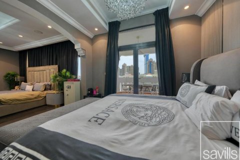 Villa in Palm Jumeirah, Dubai, UAE 6 bedrooms, 883 sq.m. № 647419 - photo 23