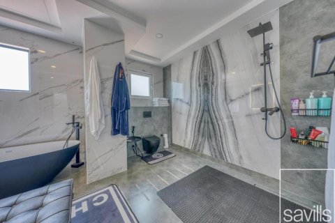 Villa in Palm Jumeirah, Dubai, UAE 6 bedrooms, 883 sq.m. № 647419 - photo 25