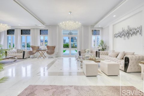 Villa in Palm Jumeirah, Dubai, UAE 6 bedrooms, 883 sq.m. № 647419 - photo 8