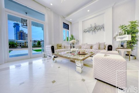 Villa in Palm Jumeirah, Dubai, UAE 6 bedrooms, 883 sq.m. № 647419 - photo 20