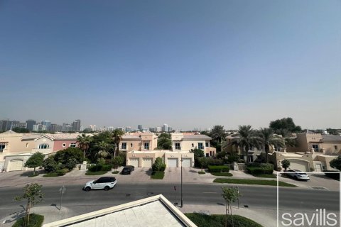 Σπίτι σε Dubai Sports City, ΗΑΕ 4 υπνοδωμάτια, 244 τ.μ. Αρ. 647422 - φωτογραφία 26
