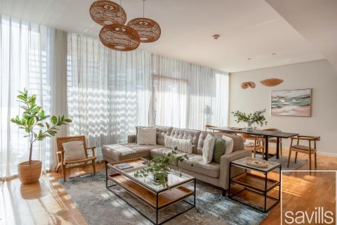 Apartment in Bluewaters, Dubai, UAE 2 bedrooms, 135 sq.m. № 647417 - photo 1