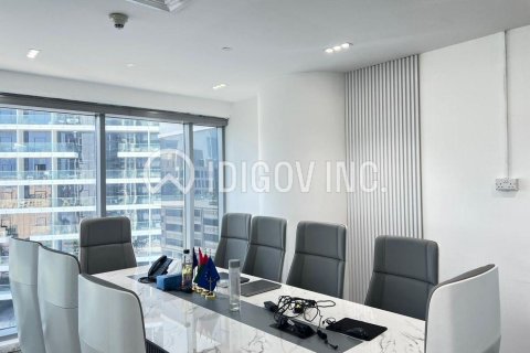 Office in Business Bay, Dubai, UAE 139 sq.m. № 647326 - photo 13