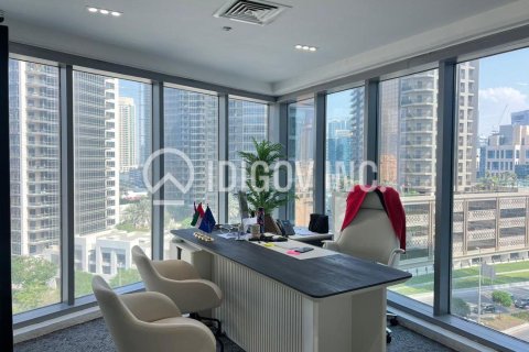 Office in Business Bay, Dubai, UAE 139 sq.m. № 647326 - photo 2