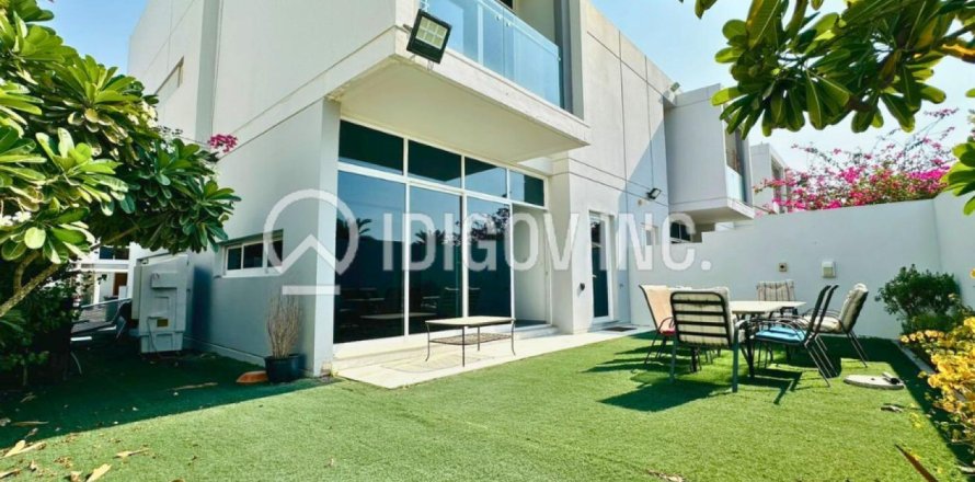 Townhouse in Mudon, Dubai, UAE 3 bedrooms, 274 sq.m. № 647325