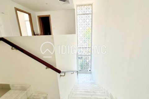 Townhouse in Mudon, Dubai, UAE 3 bedrooms, 274 sq.m. № 647325 - photo 14