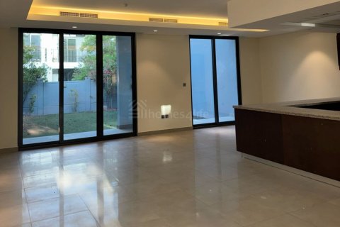 阿联酋 Dubai Motor City 联排别墅  3 卧, 239 平方米 , 编号 714131