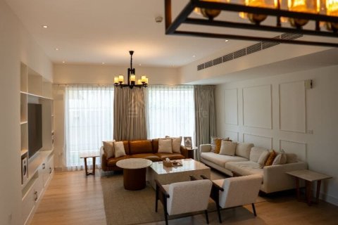 Kamienica na sprzedaż w Mudon, Dubai, ZEA 3 sypialnie, 272 mkw., nr 717784 - zdjęcie 4