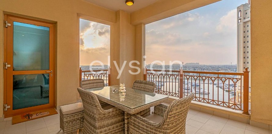 Apartament në Palm Jumeirah, Dubai, Emiratet e Bashkuara Arabe 2 dhoma gjumi, 161 m2. № 600305