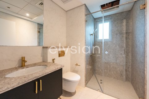 Villa in Jumeirah Park, Dubai, UAE 3 bedrooms, 328 sq.m. № 600320 - photo 17