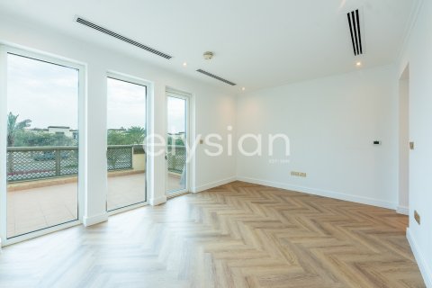 Villa in Jumeirah Park, Dubai, UAE 3 bedrooms, 328 sq.m. № 600320 - photo 6