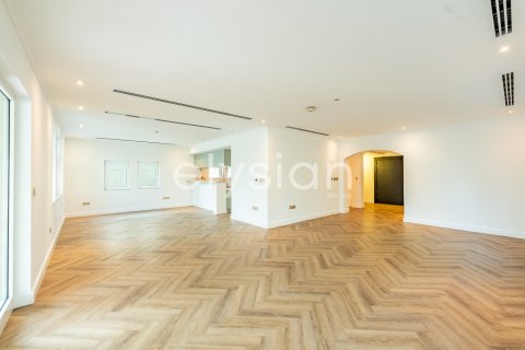 Villa in Jumeirah Park, Dubai, UAE 3 bedrooms, 328 sq.m. № 600320 - photo 2
