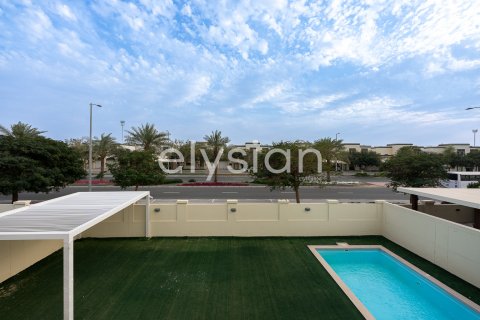 Villa in Jumeirah Park, Dubai, UAE 3 bedrooms, 328 sq.m. № 600320 - photo 11