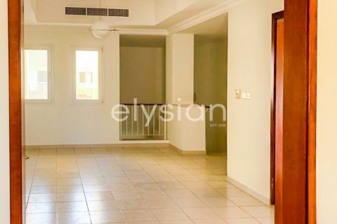 Vila v Meadows, Dubai, SAE 4 ložnice, 334 m² Č.: 600319 - fotografie 14