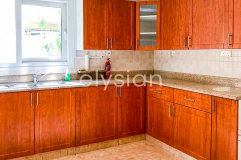 Vila v Meadows, Dubai, SAE 4 ložnice, 334 m² Č.: 600319 - fotografie 8