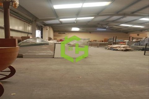 Warehouse in Umm Ramool, Dubai, UAE 371.6 sq.m. № 632312 - photo 6
