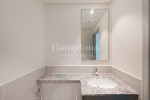 Apartment in Downtown Dubai (Downtown Burj Dubai), UAE 3 bedrooms, 147.52996400 sq.m. № 739697 - photo 3