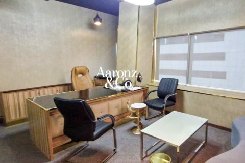 Office in Business Bay, Dubai, UAE 116 sq.m. № 690581 - photo 4